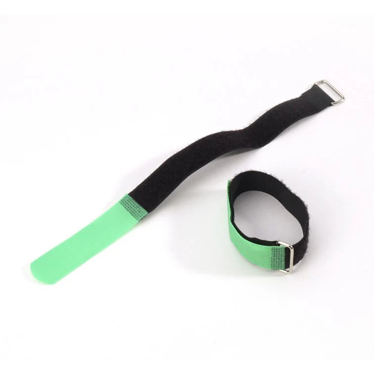 ADAM HALL VR2020GRN BRIDA PARA CABLES ANCHO 20MM X LARGO 200MM VERDE
