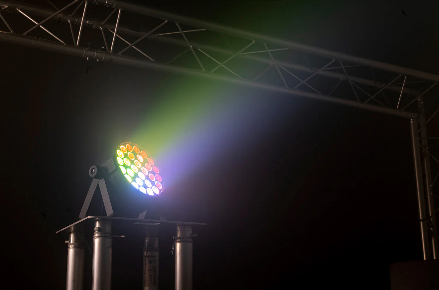 AFX LIGHT CLUB-ZOOM2810 FOCO PAR LED 28X10W RGBW - Image 3