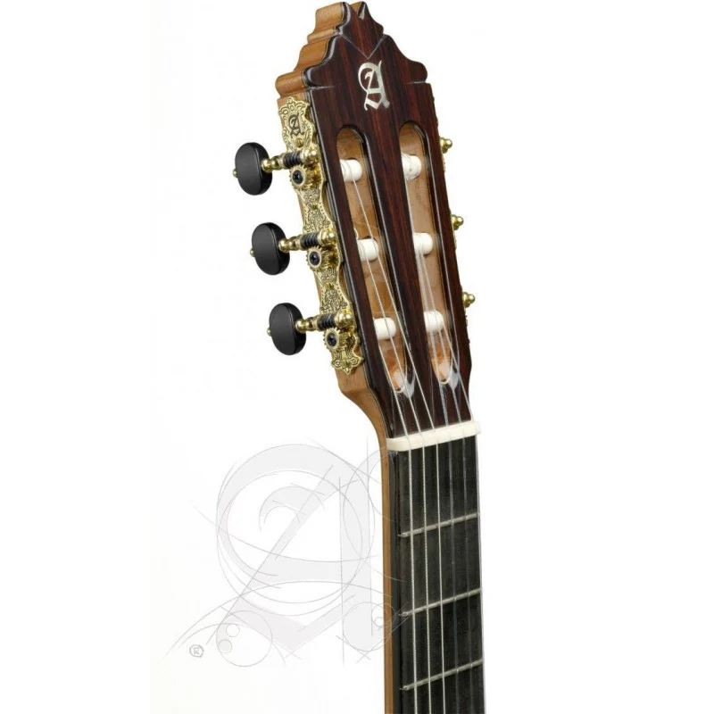 ALHAMBRA 8P CON ESTUCHE GUITARRA ESPAÑOLA CEDRO BRILLO - Image 5