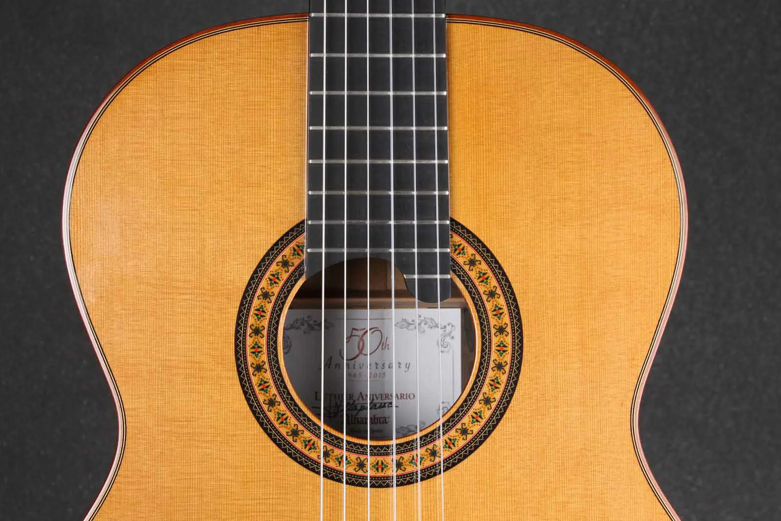 ALHAMBRA LUTHIER 50 ANIVERSARIO CON ESTUCHE GUITARRA ESPAÑOLA - Image 3
