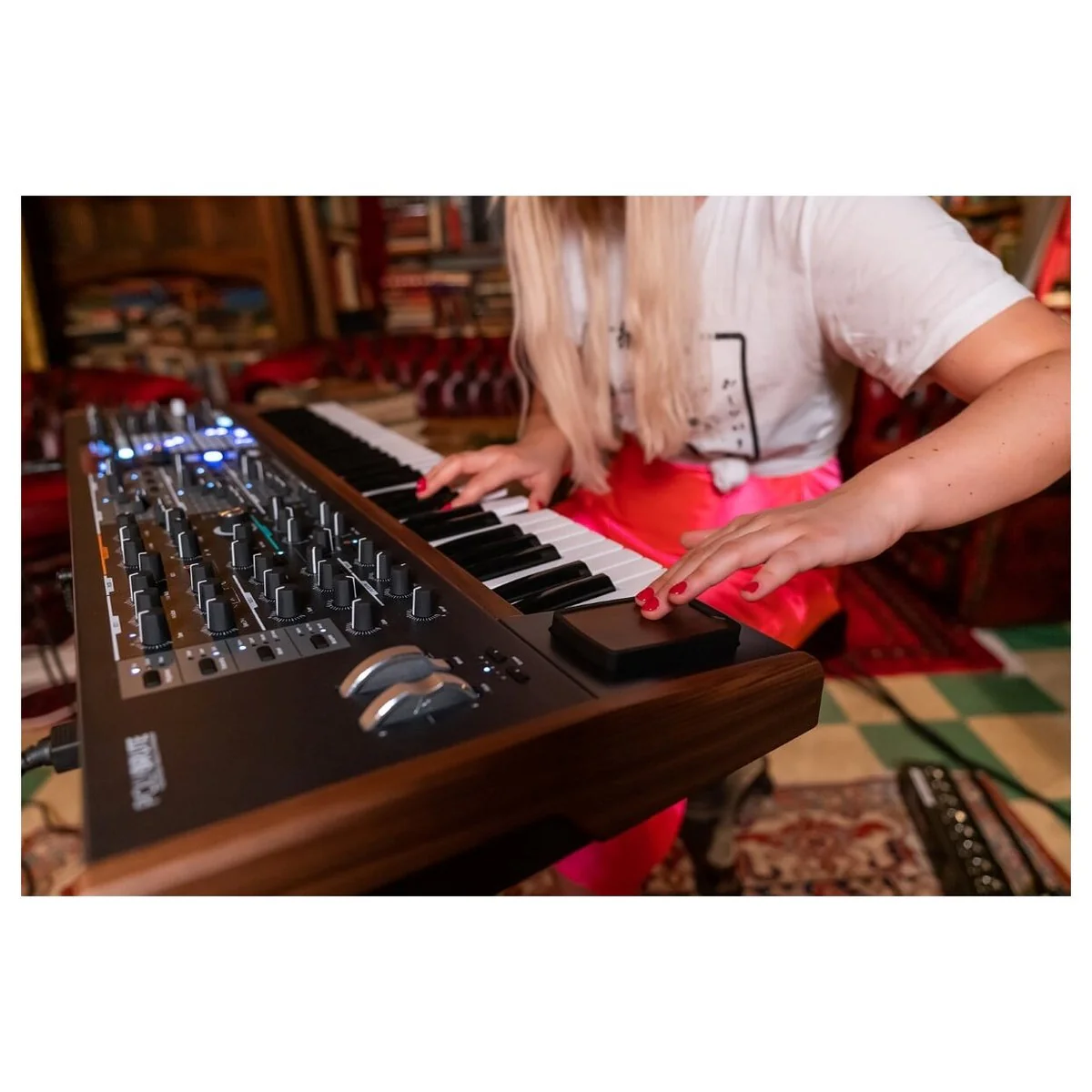 ARTURIA POLYBRUTE SINTETIZADOR POLIFONICO 61 TECLAS - Image 19