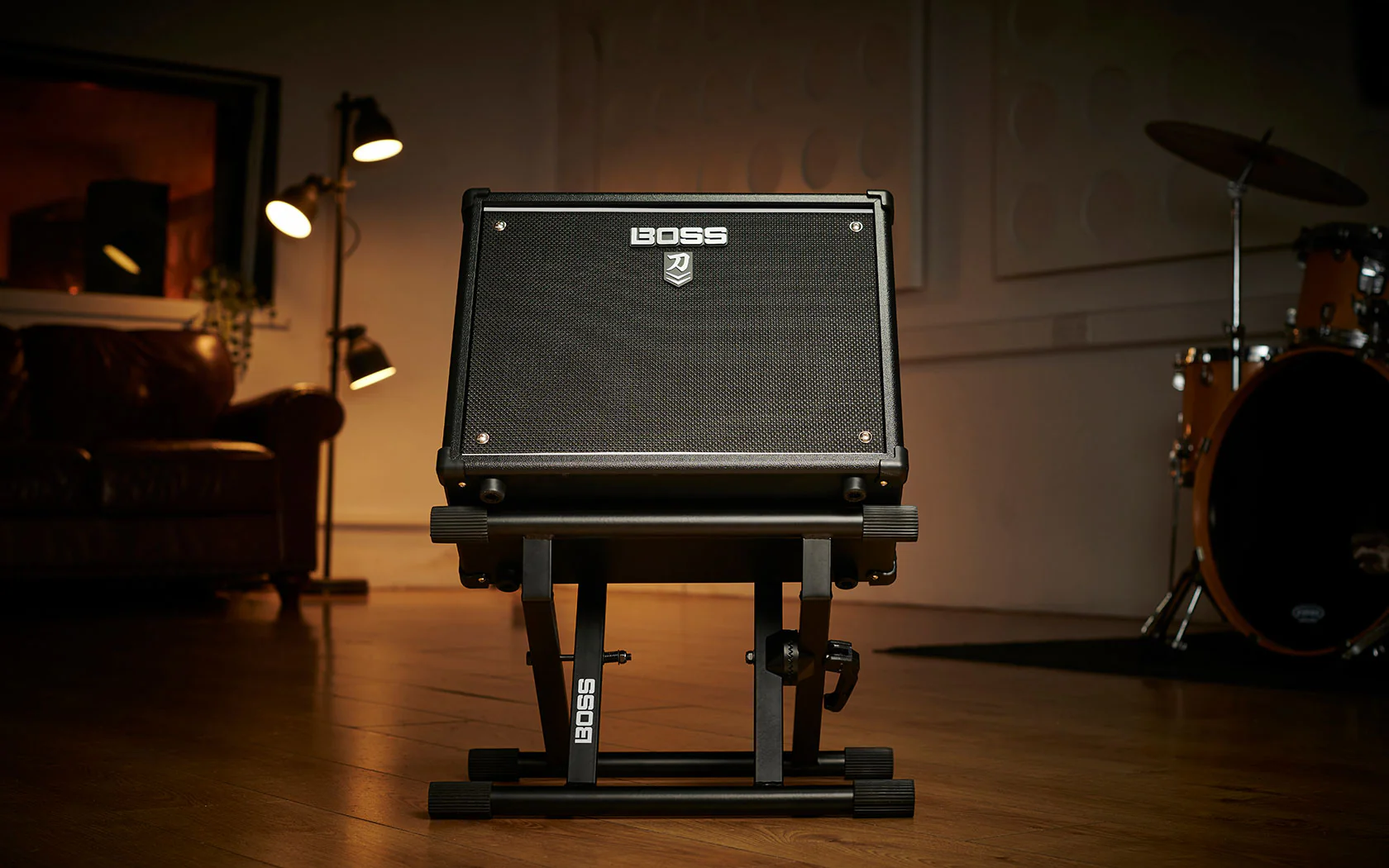 BOSS BAS1 SOPORTE AJUSTABLE PARA AMPLIFICADOR - Image 8