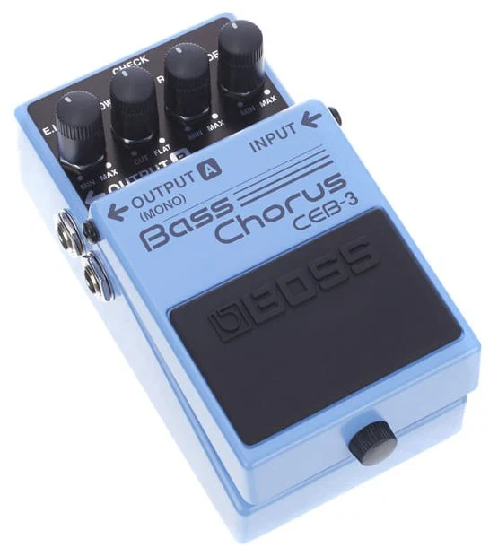 BOSS CEB3 CHORUS PEDAL PARA BAJO - Image 2