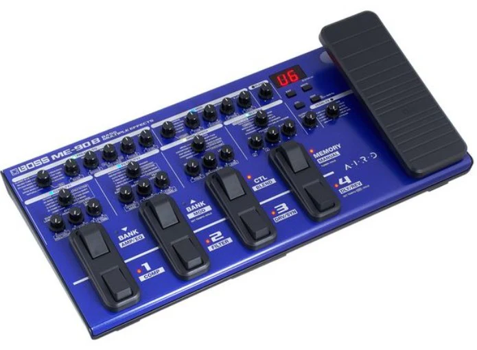 BOSS ME90B PEDALERA MULTIEFECTOS BAJO - Image 2