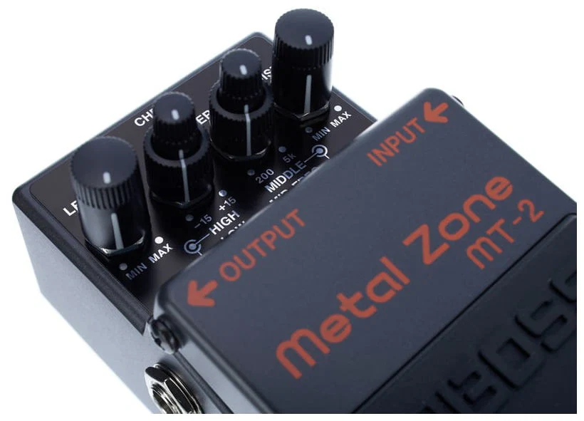 BOSS MT2 METAL ZONE PEDAL DISTORSION - Image 8