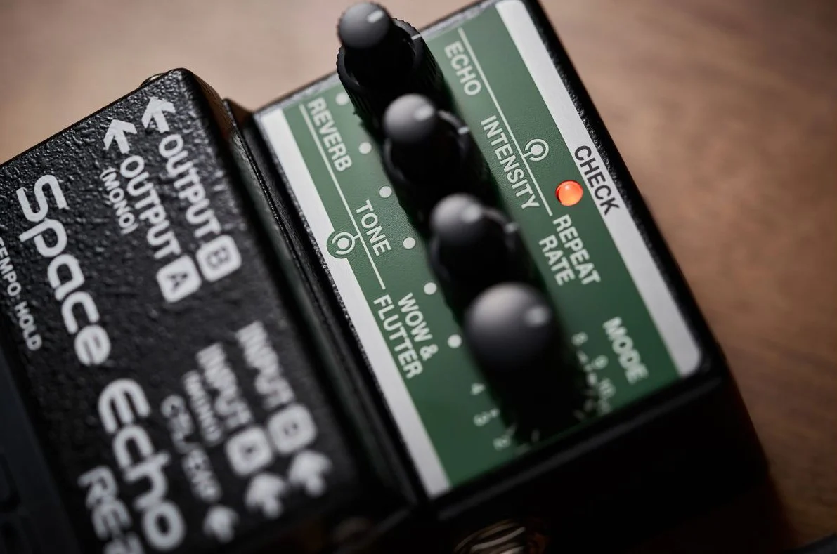 BOSS RE2 PEDAL SPACE ECHO - Image 6