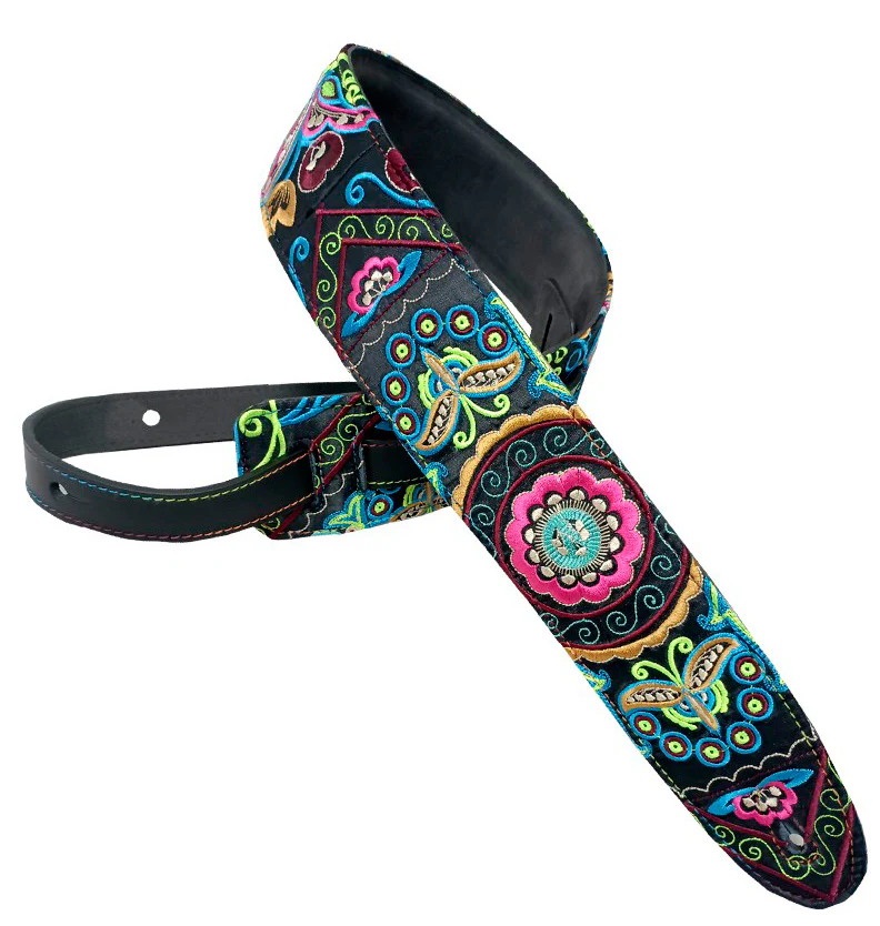 BOURBON STRAP MARCO POLO XIANG CORREA GUITARRA