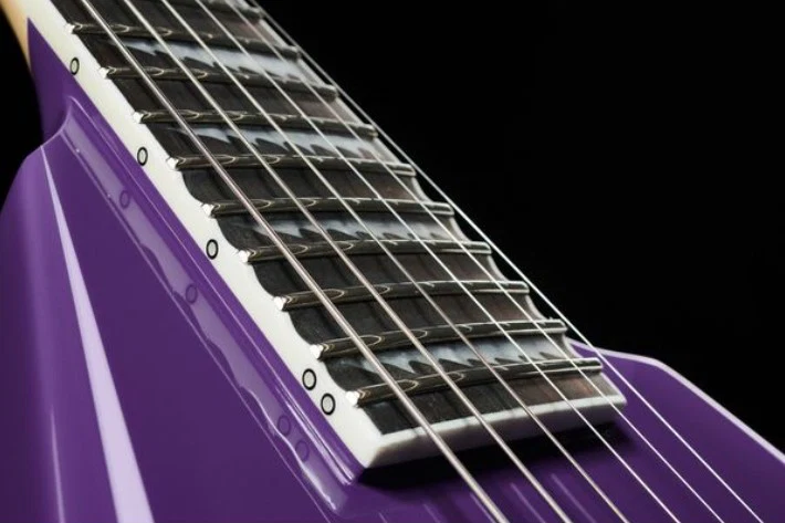 ESP LTD ALEXI HEXED GUITARRA ELECTRICA PURPLE FADE WITH PIN STRIPES - Image 12