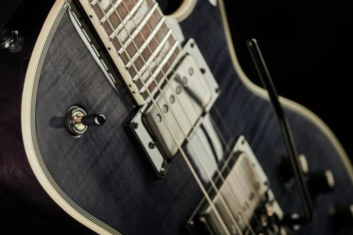 ESP LTD EC1000FR STBLK GUITARRA ELECTRICA SEE THRU BLACK - Image 15