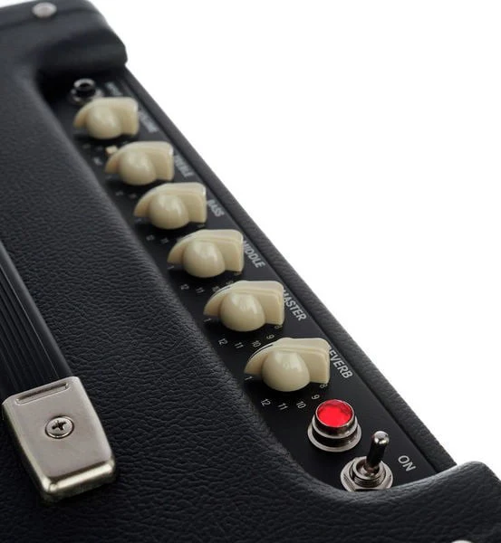 FENDER BLUES JUNIOR IV AMPLIFICADOR GUITARRA BLACK - Image 5