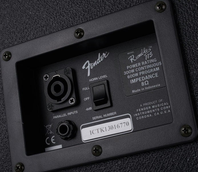 FENDER RUMBLE 115 CABINET PANTALLA BAJO - Image 4