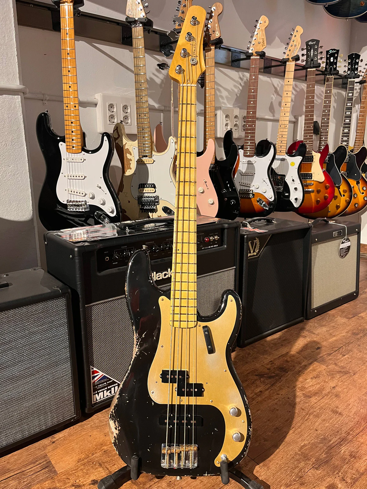 FRANCHIN GUITARS JUPITER STANDARD MN BAJO ELECTRICO NEGRO MEDIUM RELIC.
