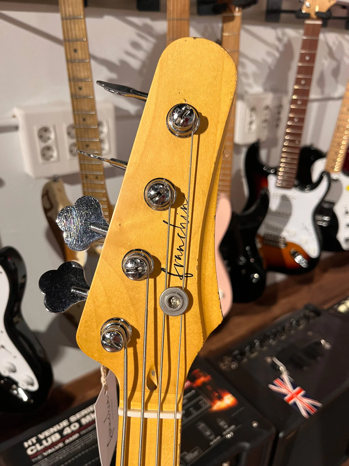 FRANCHIN GUITARS JUPITER STANDARD MN BAJO ELECTRICO NEGRO MEDIUM RELIC. - Image 3