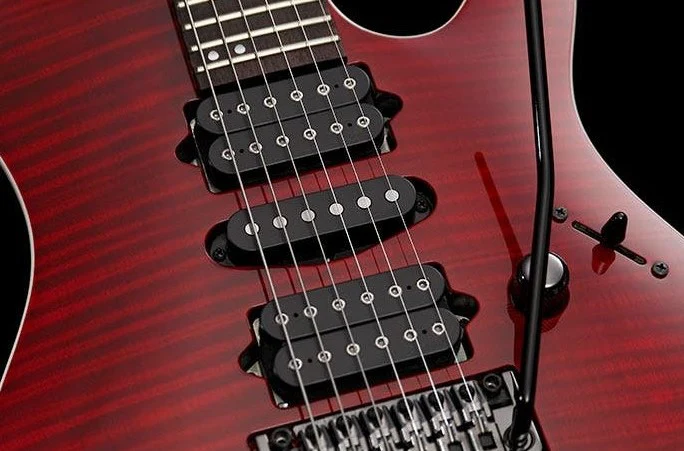 IBANEZ KIKO100 TRR KIKO LOUREIRO GUITARRA ELECTRICA ROJO TRANSPARENTE - Image 3