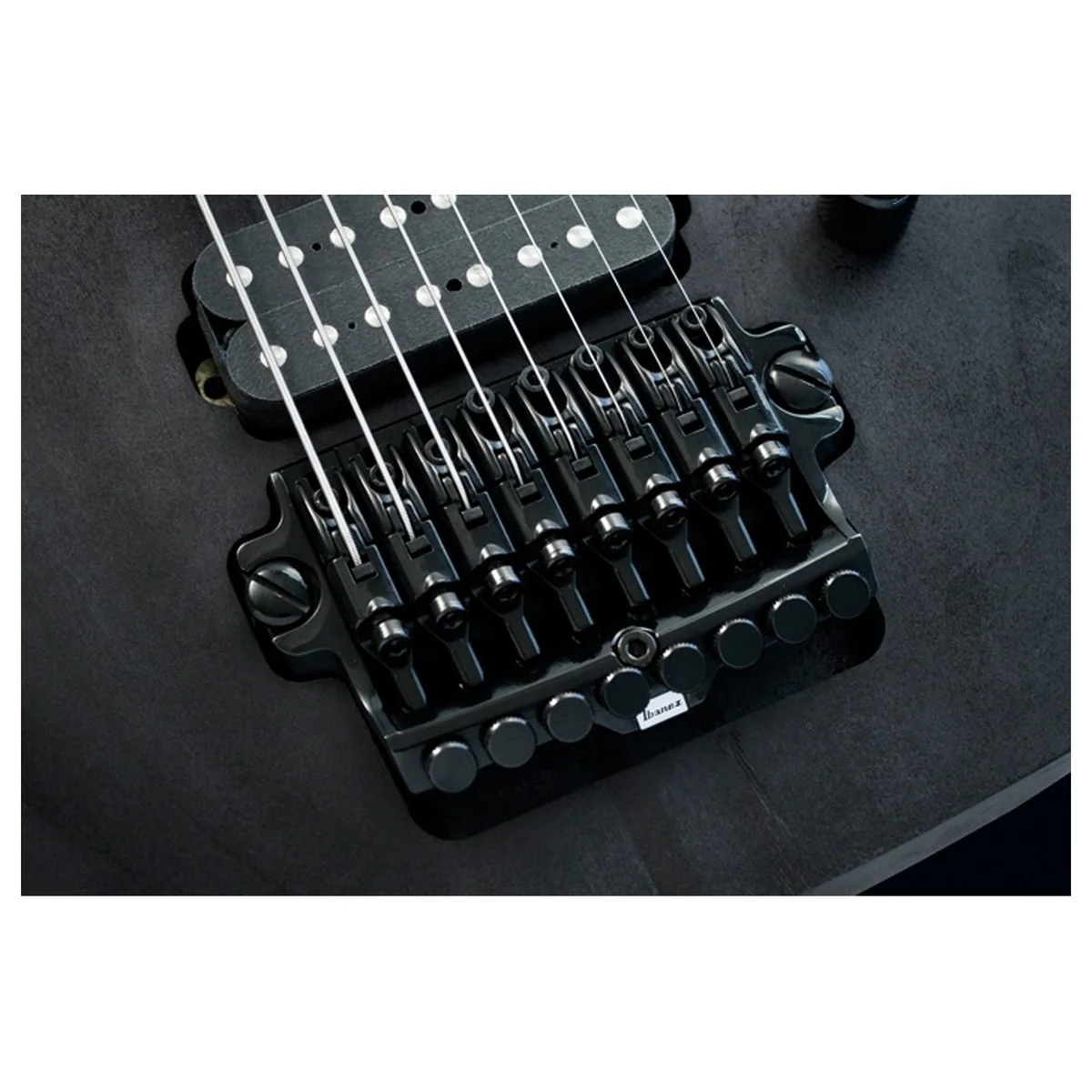 IBANEZ M8M MARTEN HAGSTROM GUITARRA ELECTRICA 8 CUERDAS NEGRA - Image 5