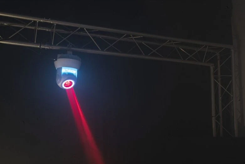 IBIZA LIGHT STAR BEAM WH CABEZA MOVIL BEAM 40W CON 2 CIRCULOS LUMINOSOS. - Image 3