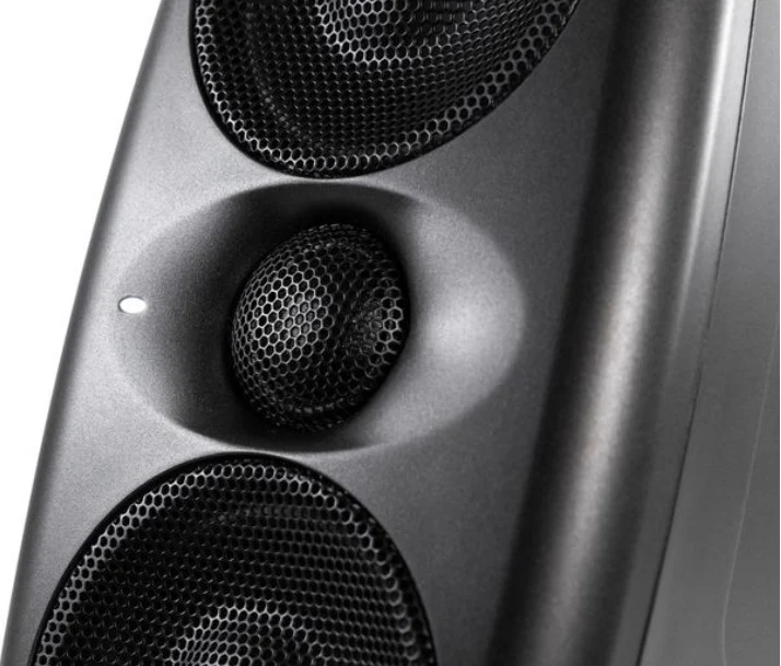 IK MULTIMEDIA ILOUD MTM MKII 11X MONITORES DE REFERENCIA CON MICROFONO DE REFERENCIA - Image 18