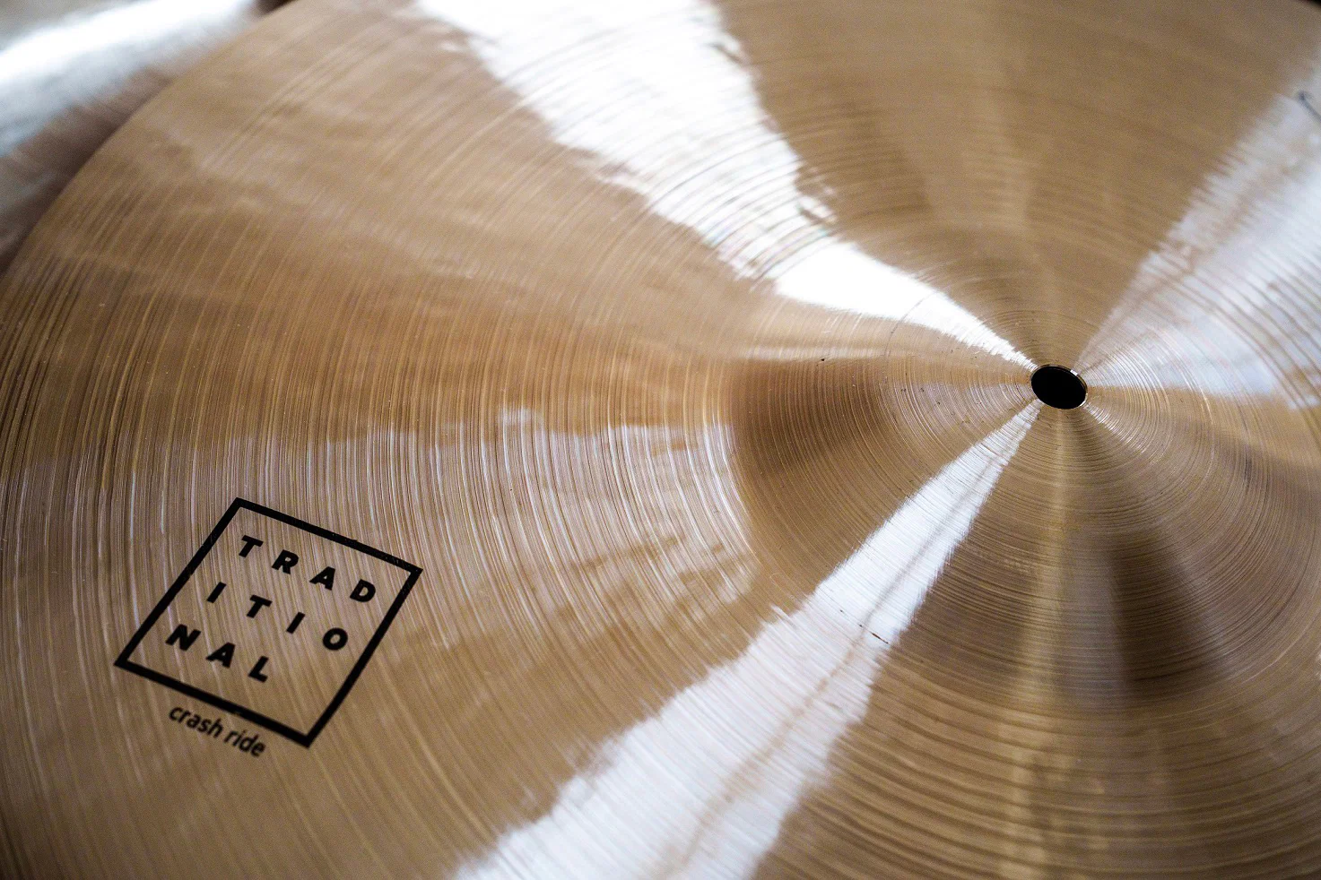 ISTANBUL AGOP TRADITIONAL CRASH RIDE 20 PLATO BATERIA - Image 2