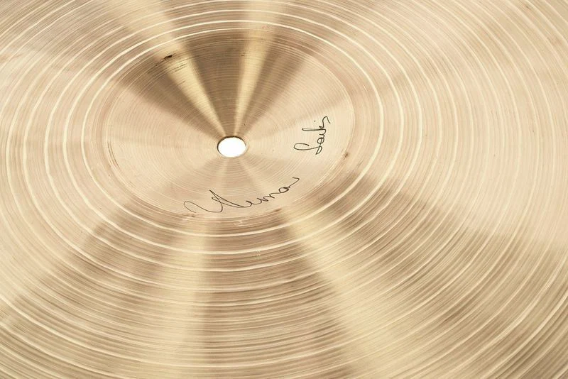 ISTANBUL AGOP TRADITIONAL DARK RIDE 24 PLATO BATERIA - Image 6