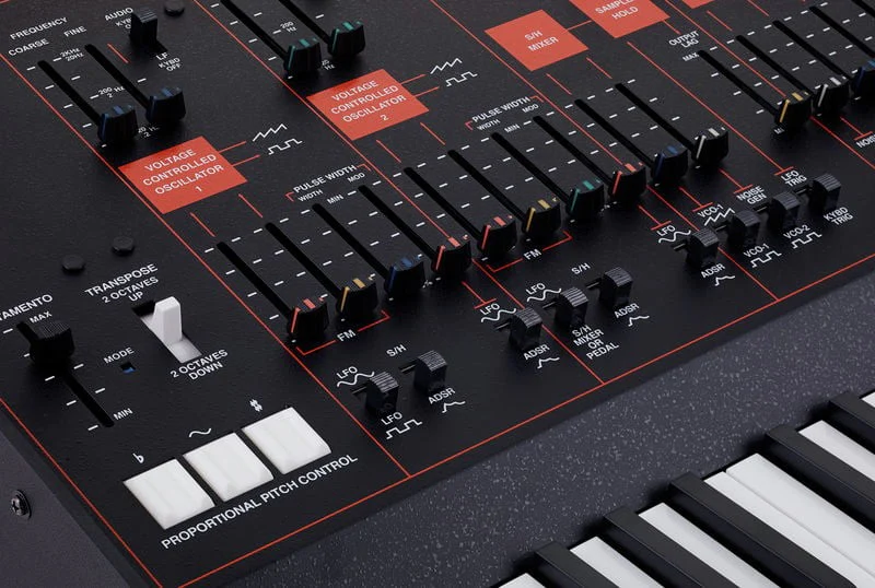 KORG ARP ODYSSEY TECLADO SINTETIZADOR - Image 7