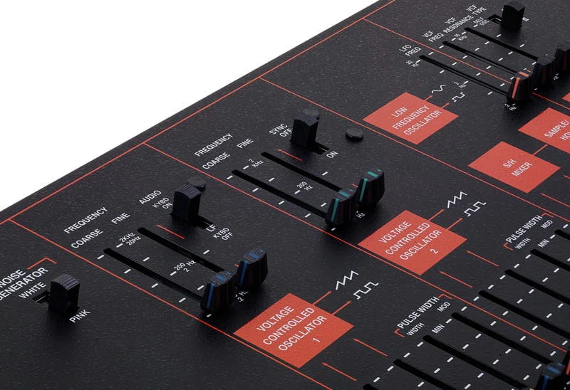 KORG ARP ODYSSEY TECLADO SINTETIZADOR - Image 9
