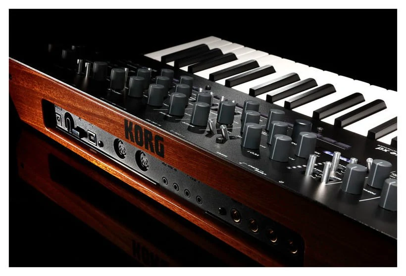 KORG MINILOGUE XD TECLADO SINTETIZADOR ANALOGICO POLIFONICO - Image 18