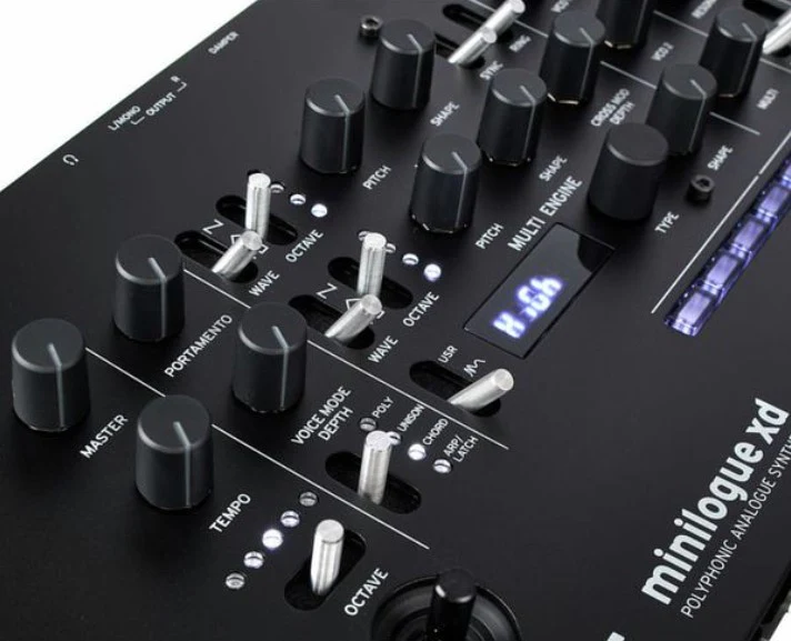 KORG MINILOGUE XD TECLADO SINTETIZADOR ANALOGICO POLIFONICO - Image 8