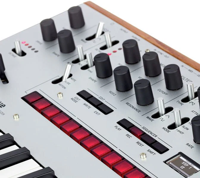 KORG MONOLOGUE SV SINTETIZADOR ANALOGICO - Image 5