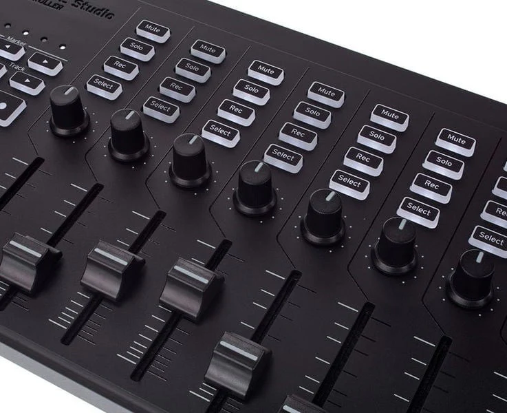 KORG NANOKONTROL STUDIO CONTROLADOR MIDI USB - Image 5