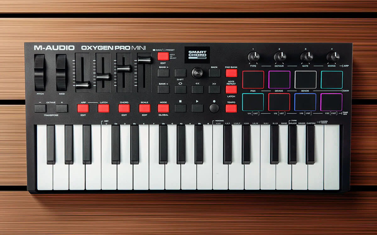 M AUDIO OXYGEN PRO MINI TECLADO CONTROLADOR 32 MINITECLAS - Image 21