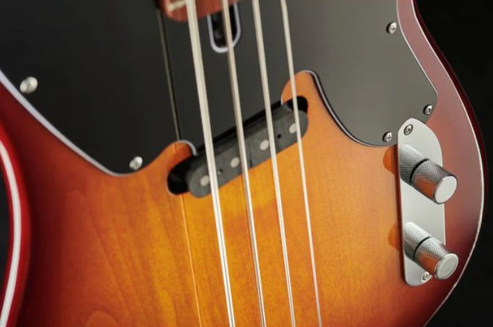 MARCUS MILLER D5 ALDER-4 TS BAJO ELECTRICO TOBACCO SUNBURST - Image 12