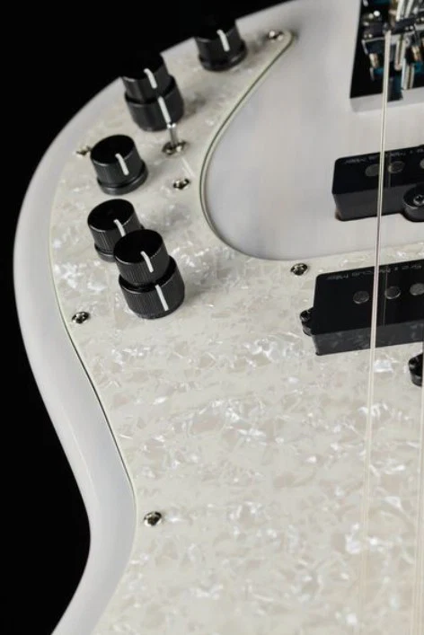 MARCUS MILLER P8-5 WBL BAJO ELECTRICO 5 CUERDAS WHITE BLONDE - Image 11