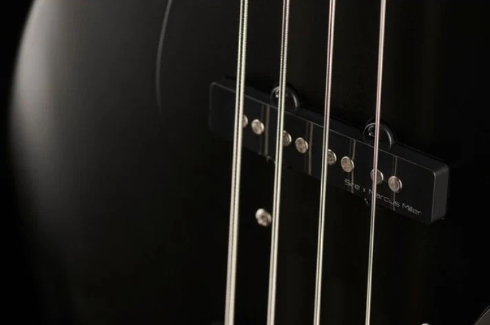 MARCUS MILLER V3P-4 BLKS BAJO ELECTRICO BLACK SATIN - Image 9