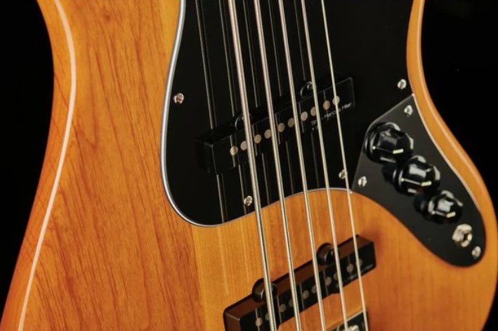 MARCUS MILLER V5 ALDER 5 NT BAJO ELECTRICO 5 CUERDAS NATURAL - Image 8