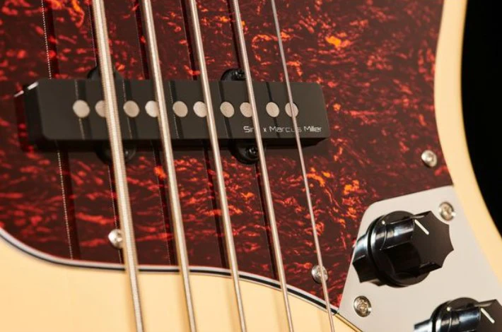 MARCUS MILLER V5 ALDER 5 VWH BAJO ELECTRICO 5 CUERDAS VINTAGE WHITE - Image 11