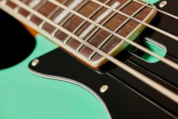 MARCUS MILLER V5R ALDER 4 MGR BAJO ELECTRICO MILD GREEN - Image 12