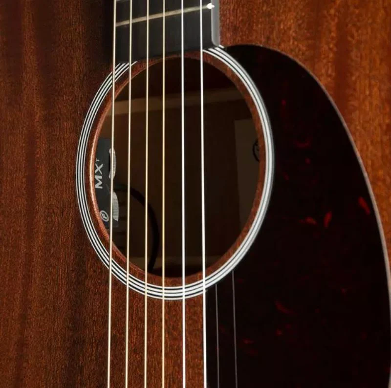 MARTIN 00010E ROAD SERIES GUITARRA ELECTROACUSTICA AUDITORIO NATURAL. - Image 18