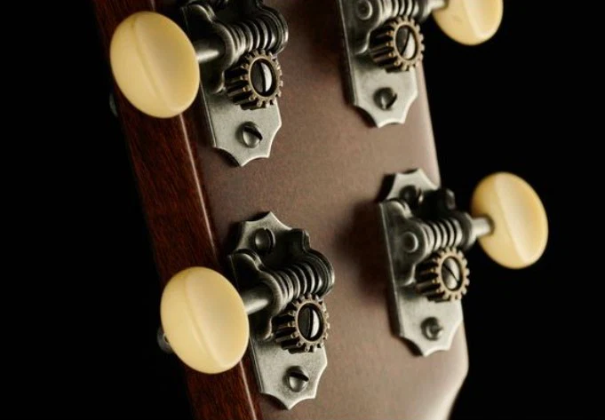 MARTIN CEO-7 GUITARRA ACUSTICA GRAN CONCIERTO - Image 17