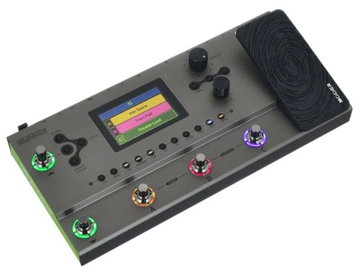 MOOER GE200 PRO PEDALERA MULTIEFECTOS - Image 8
