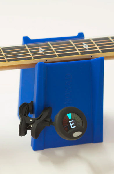 MUSICNOMAD MN206 SOPORTE ESPECIAL PARA AJUSTE DE GUITARRA Y BAJO - Image 3