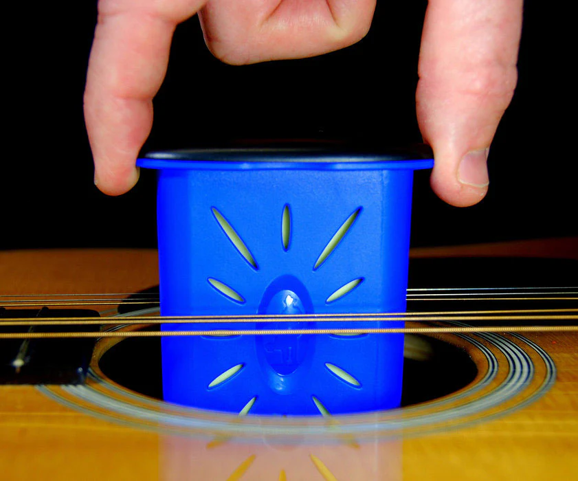 MUSICNOMAD MN300 HUMIDIFICADOR PARA GUITARRA ACUSTICA - Image 5