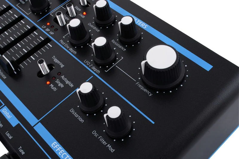 NOVATION BASS STATION II SINTETIZADOR MONOFONICO - Image 10