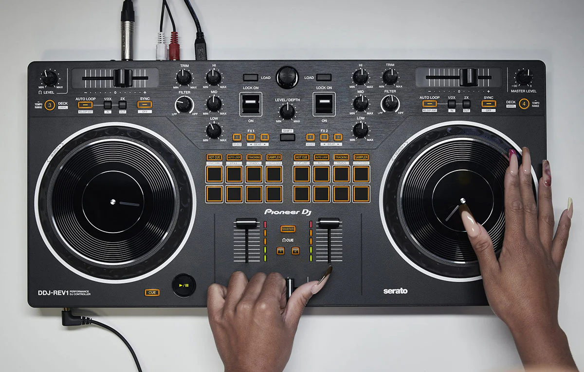 PIONEER DJ DDJ-REV1 CONTROLADOR DJ SERATO DJ LITE - Image 6