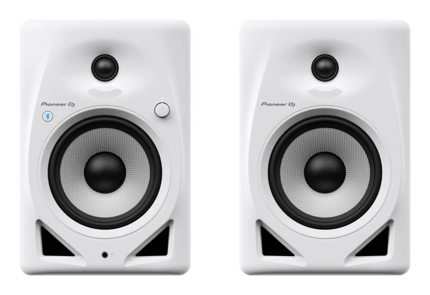 PIONEER DJ DM50D BT W MONITORES ACTIVOS 5 PULGADAS CON BLUETOOTH BLANCOS. PAREJA