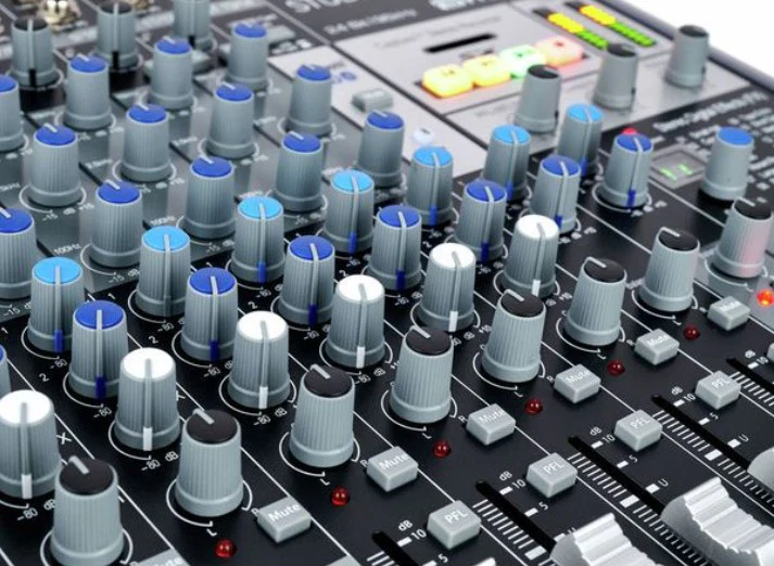 PRESONUS STUDIOLIVE AR12C MESA DE MEZCLAS ANALOGICA 14 CANALES - Image 9
