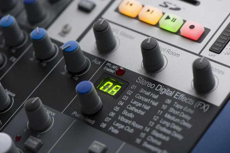 PRESONUS STUDIOLIVE AR8C MESA DE MEZCLAS 8 CANALES - Image 13