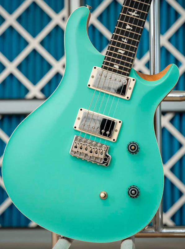 PRS CE24 SATIN SFG LTD GUITARRA ELECTRICA SEAFOAM GREEN - Image 3