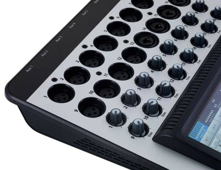 QSC TM16 TOUCHMIX MEZCLADOR 22 CANALES - Image 9