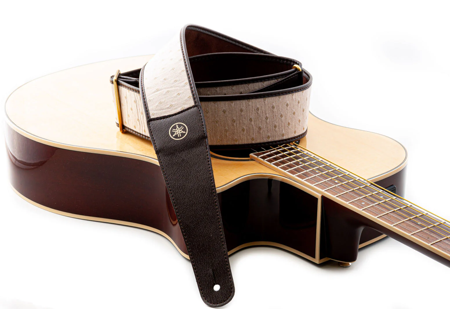 RIGHTON YAMAHA SONGWRITER WH CORREA GUITARRA ACUSTICA BLANCA - Image 3