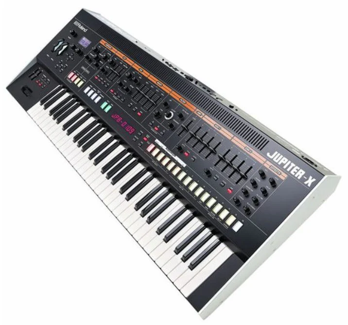 ROLAND JUPITER X TECLADO SINTETIZADOR DE 61 TECLAS - Image 10